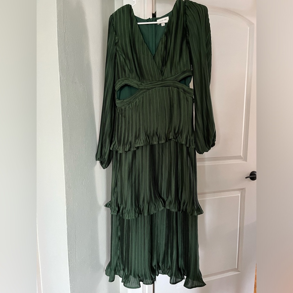 Green Cutout Long Sleeve Dress